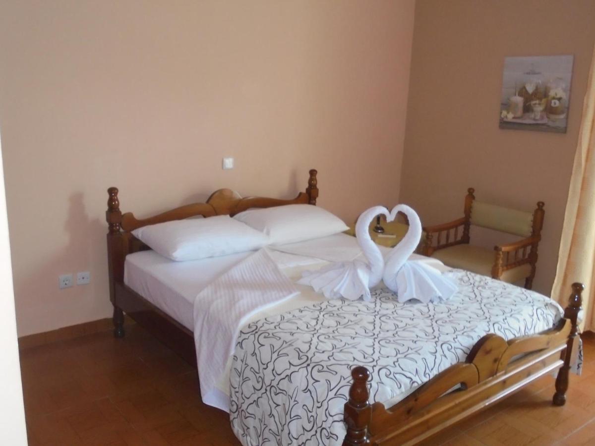 Kostas Family House Apartment Kato Assos Ngoại thất bức ảnh